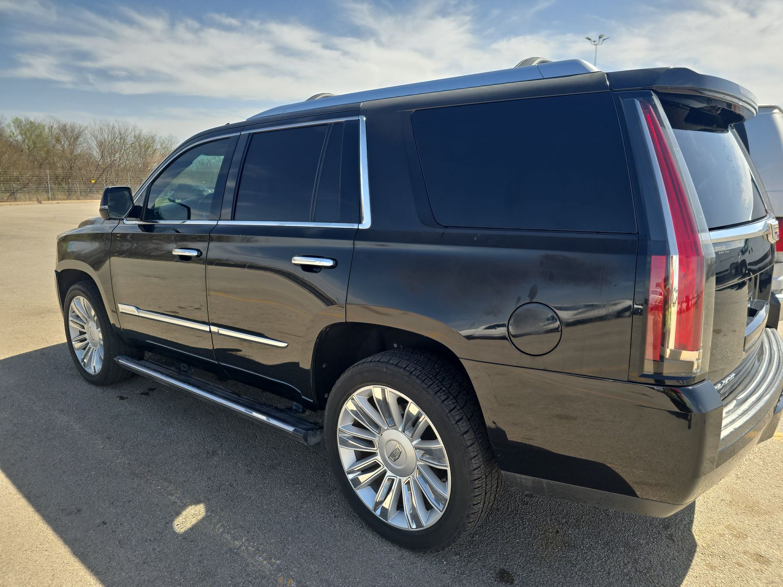 2016 Cadillac Escalade Platinum RWD