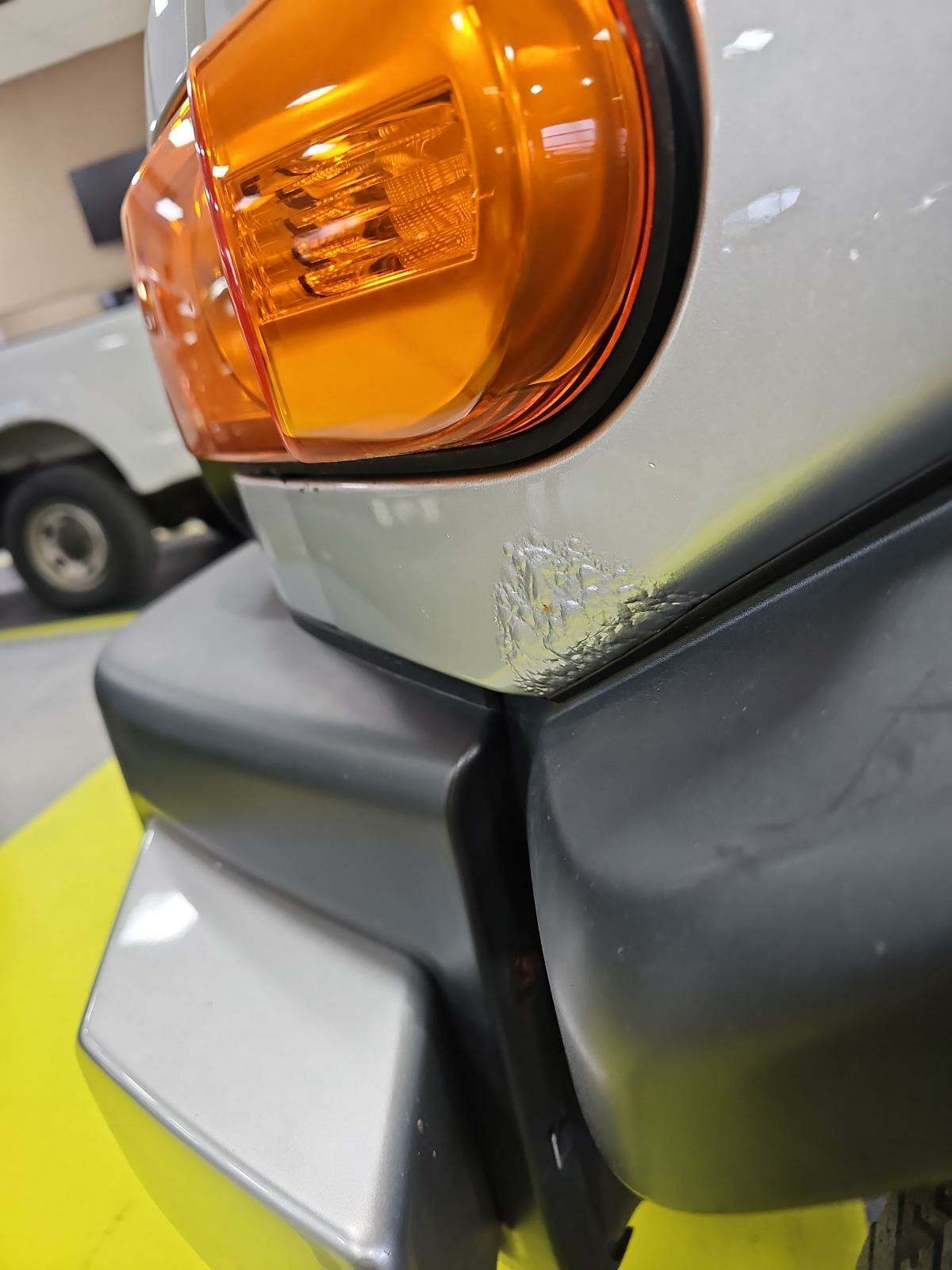 Toyota FJ Cruiser w/Rear Doors снимка Toyota FJ Cruiser w/Rear Doors