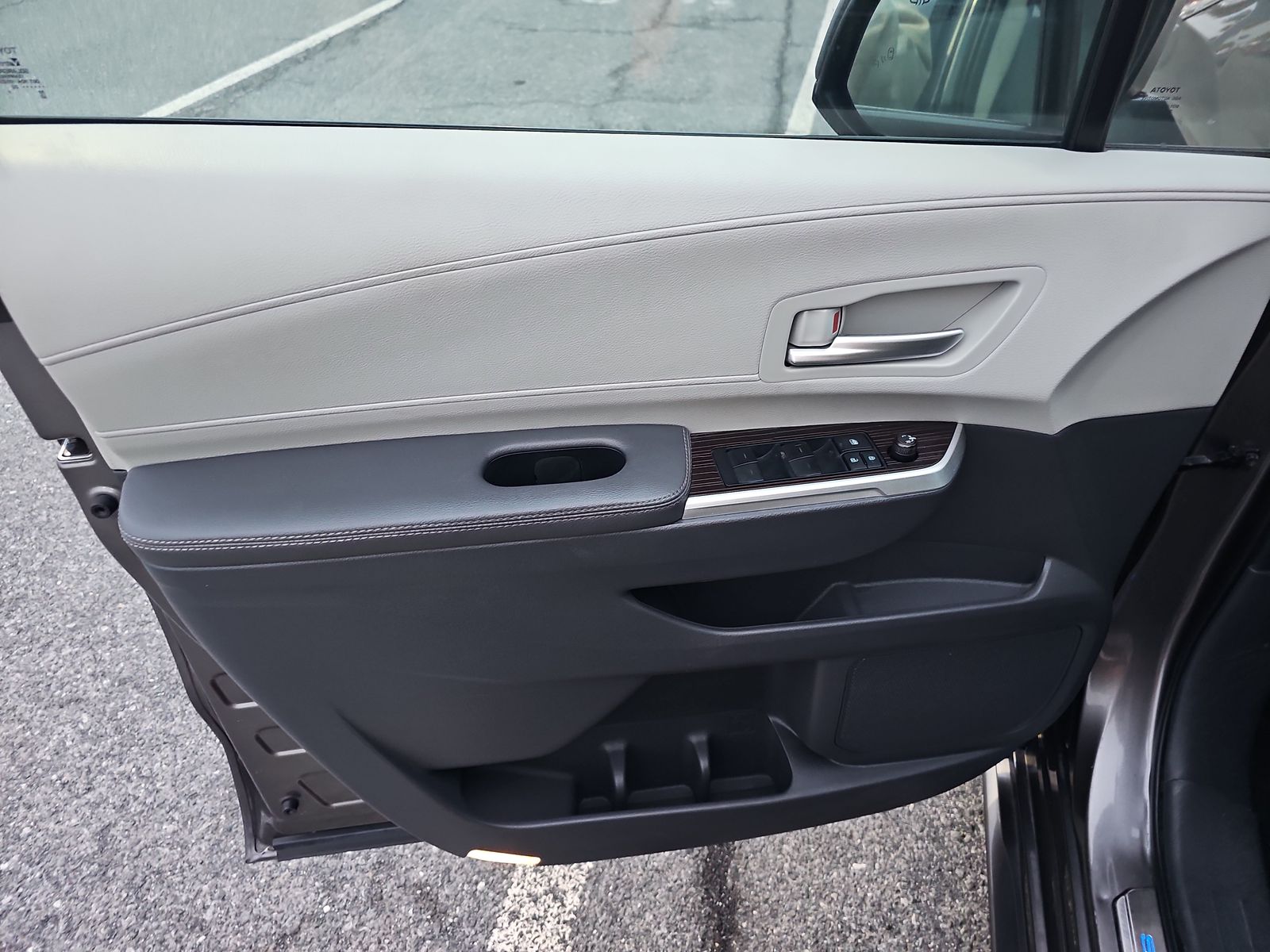 2022 Toyota Sienna XLE AWD