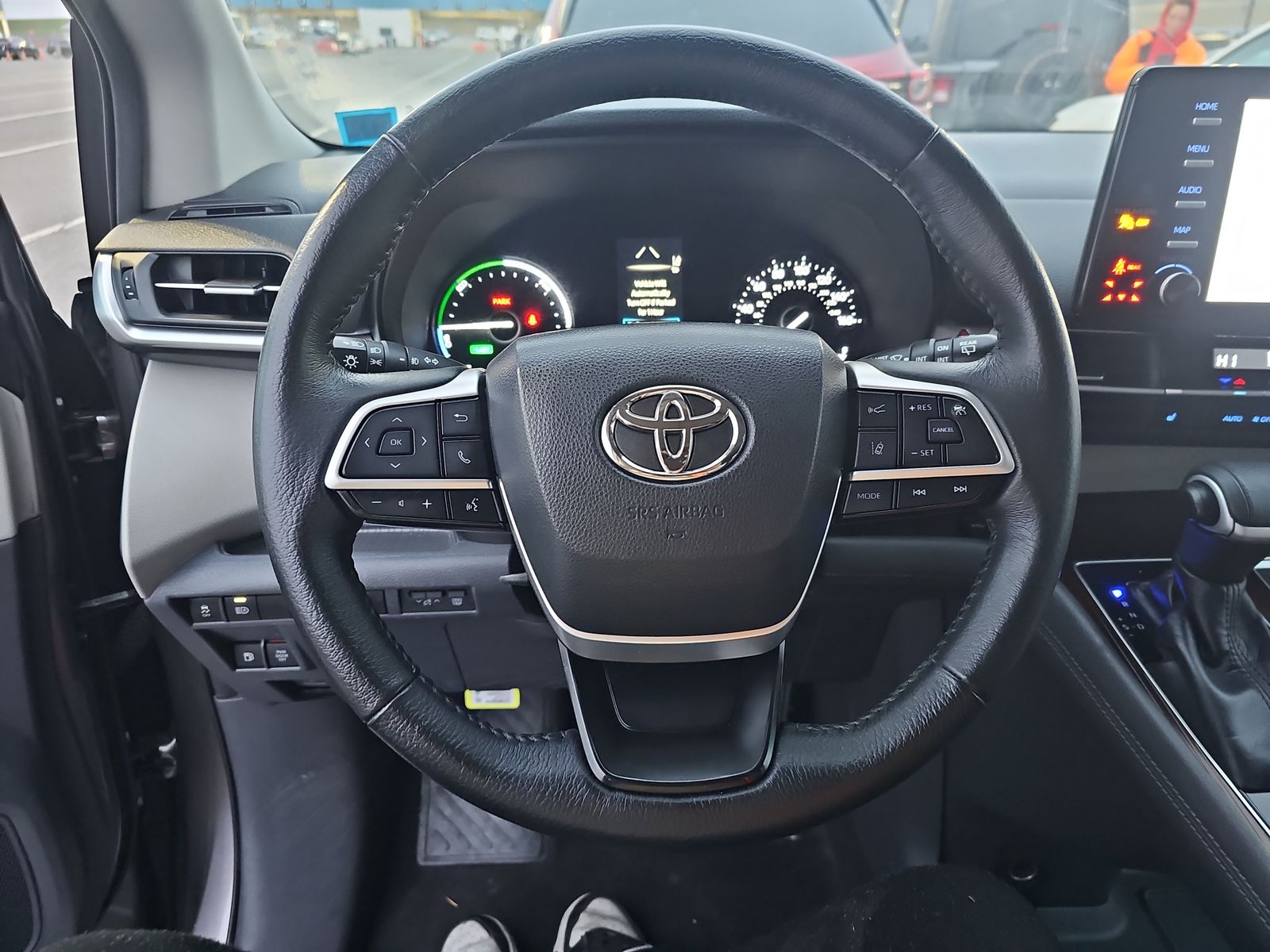 2022 Toyota Sienna XLE AWD