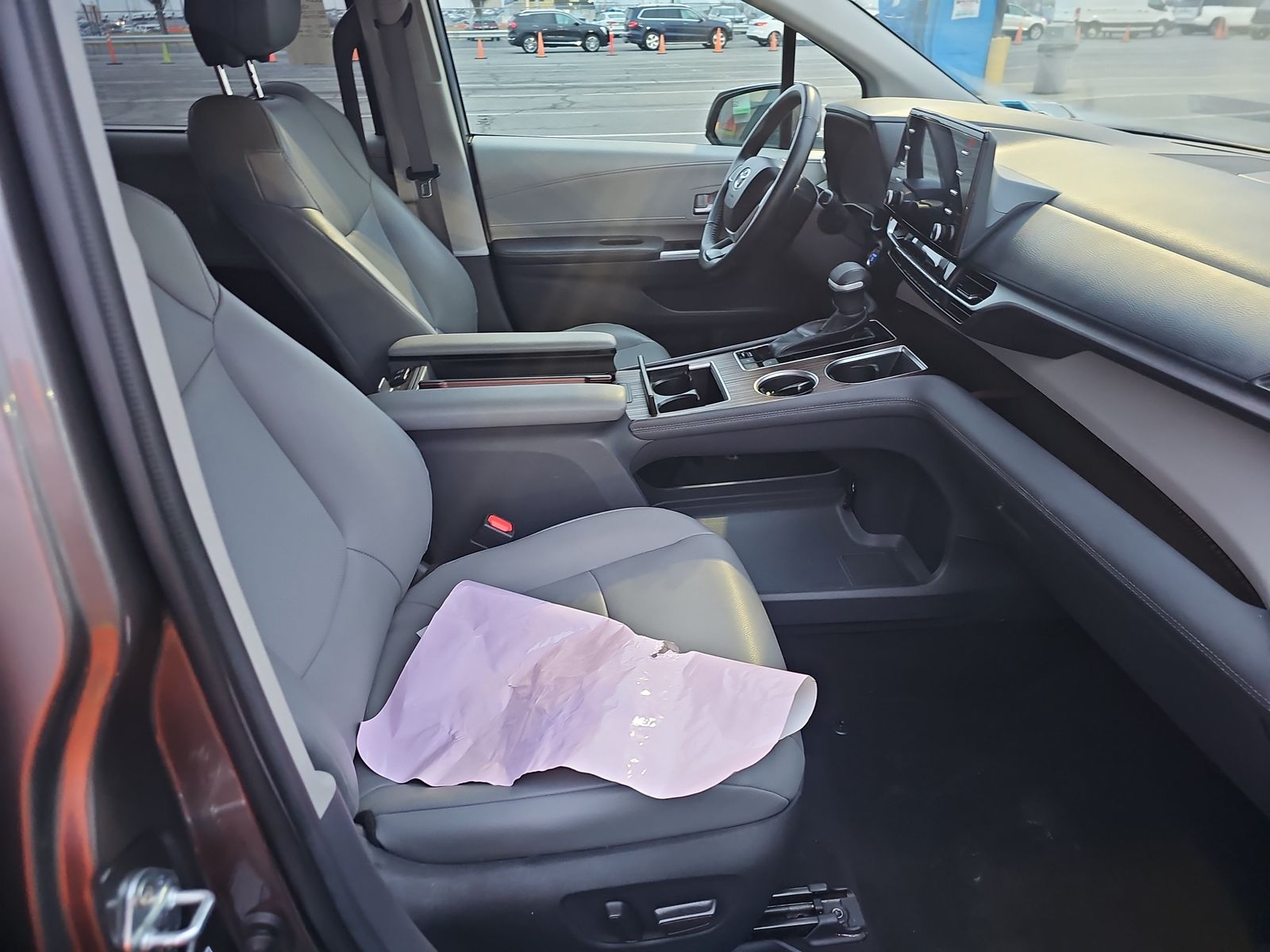 2022 Toyota Sienna XLE AWD