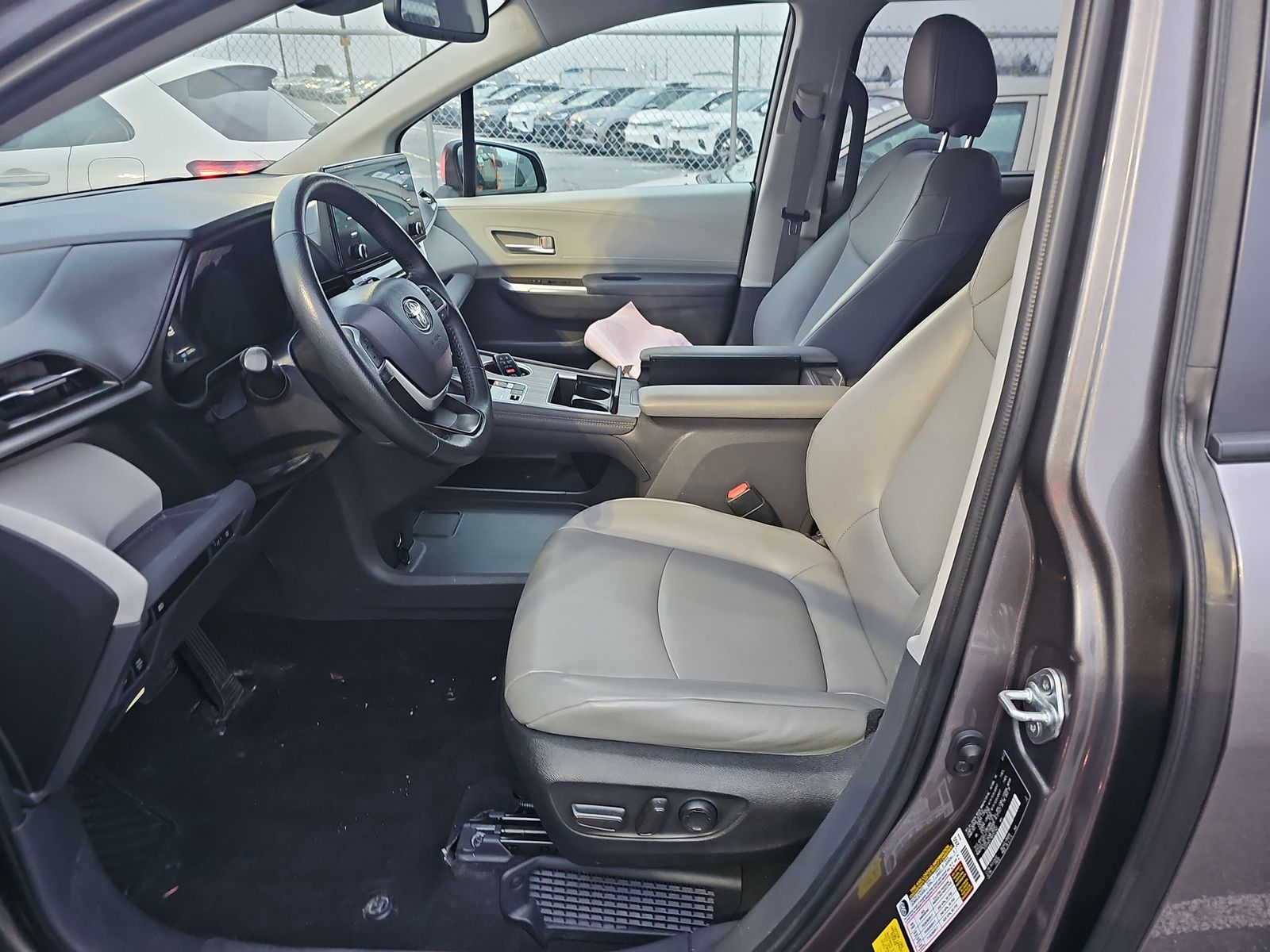 2022 Toyota Sienna XLE AWD