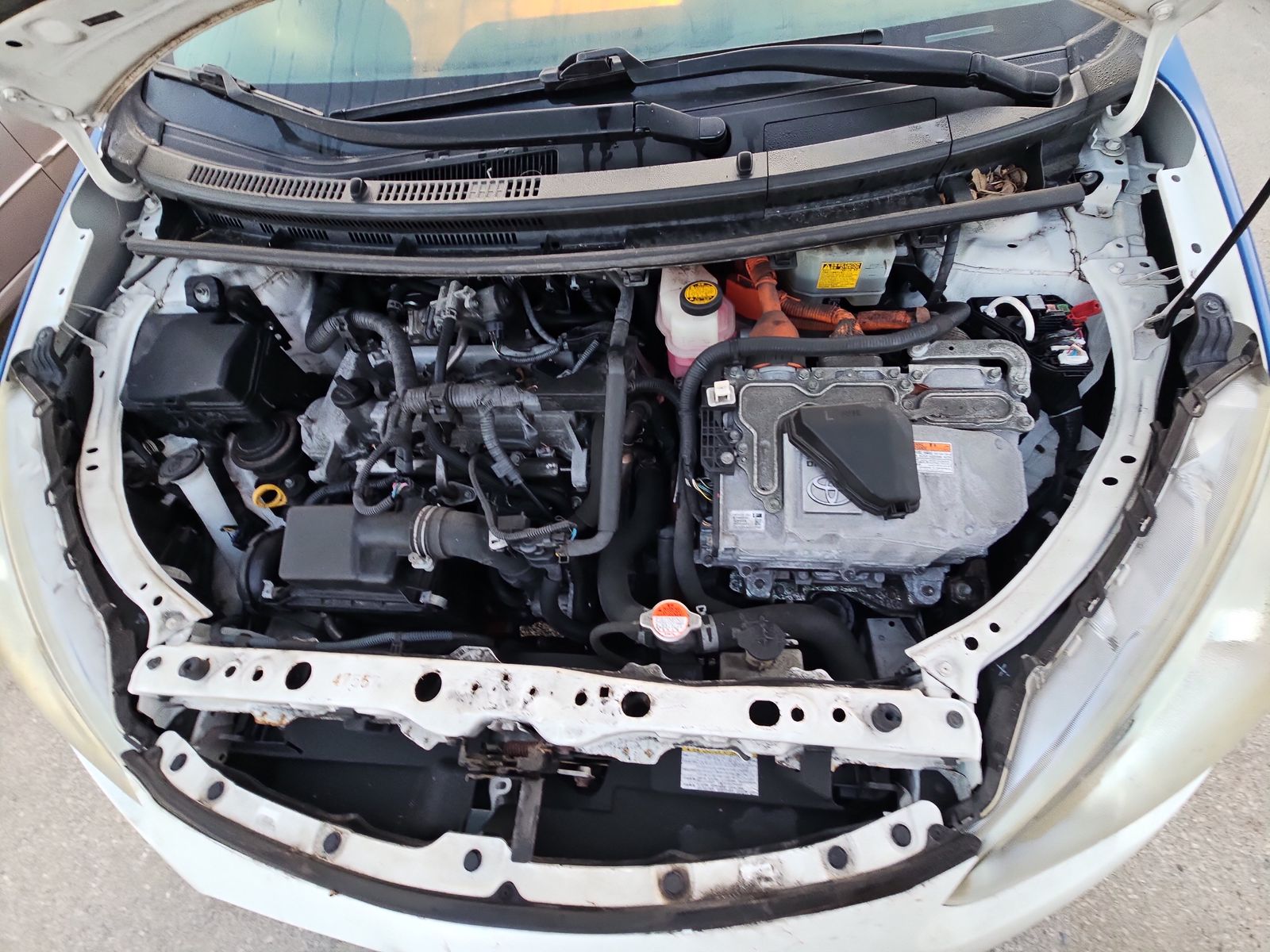2016 Toyota Prius c Two FWD