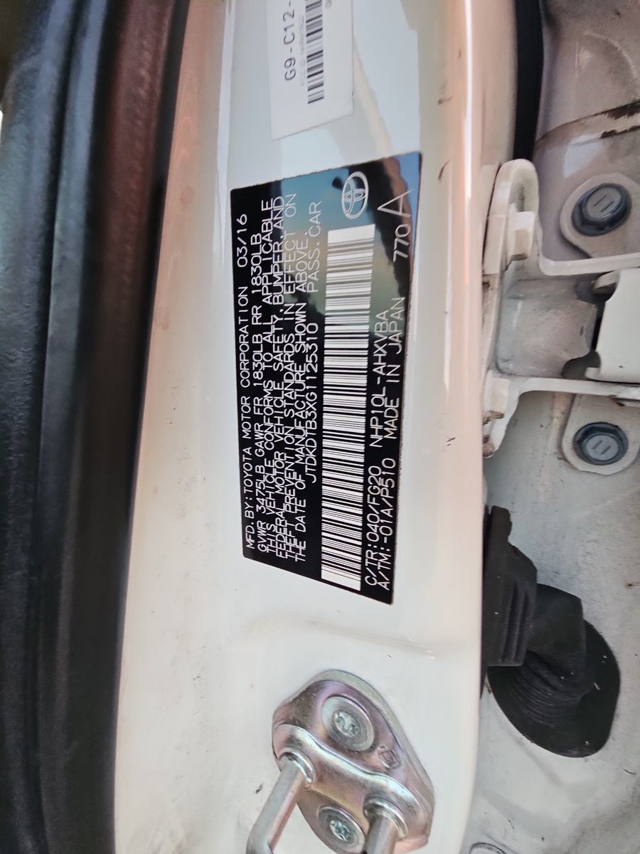 2016 Toyota Prius c Two FWD