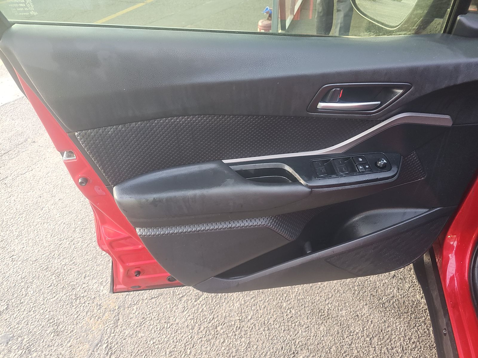 2020 Toyota C-HR LE FWD