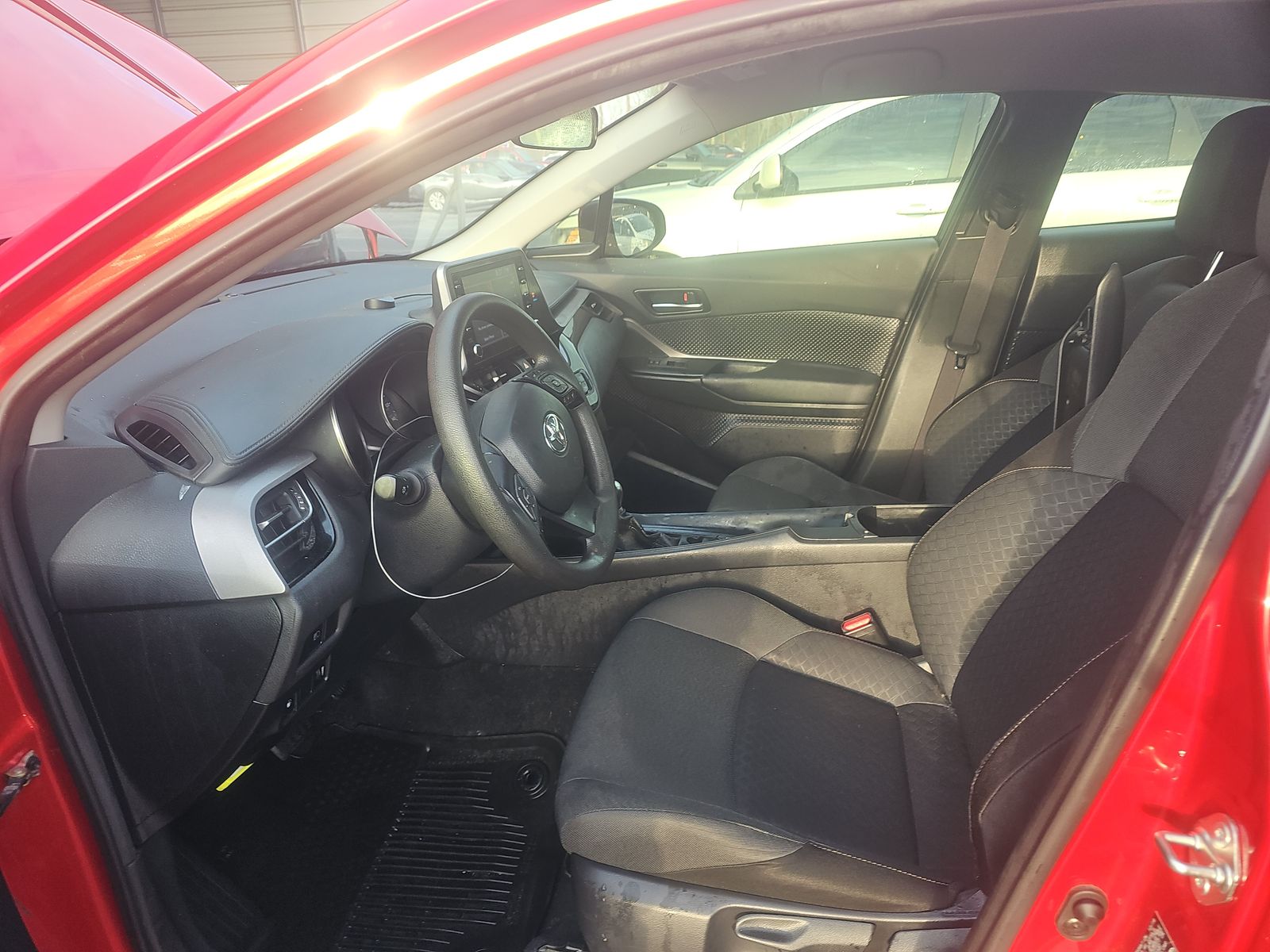 2020 Toyota C-HR LE FWD