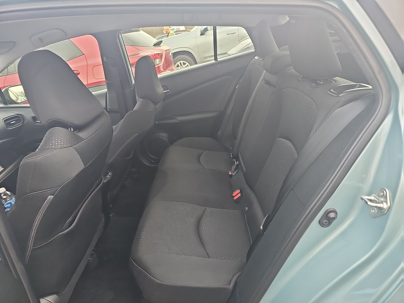 2022 Toyota Prius LE FWD