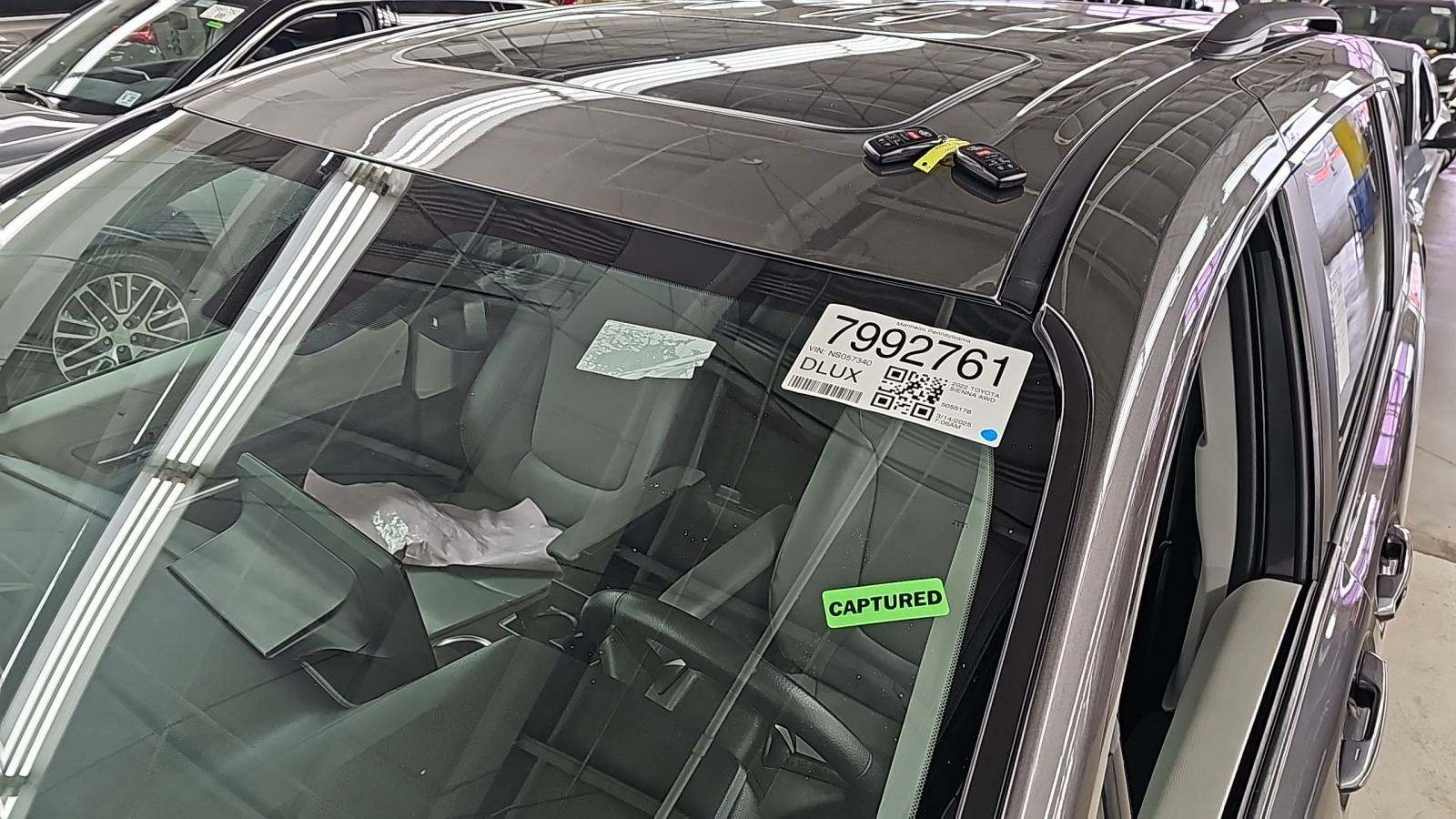 2022 Toyota Sienna XLE AWD