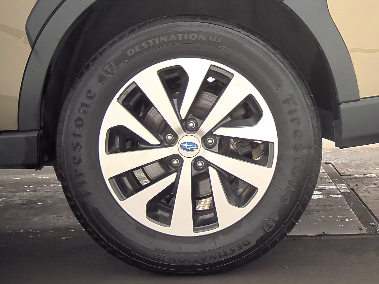 2023 Subaru Outback Premium AWD