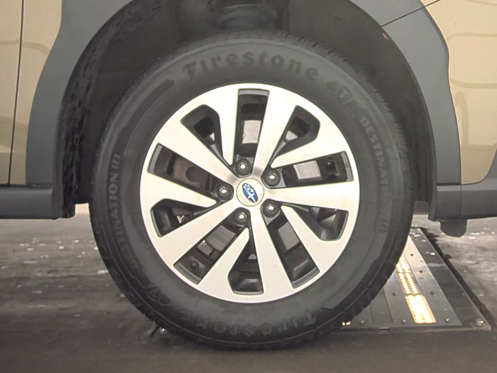 2023 Subaru Outback Premium AWD