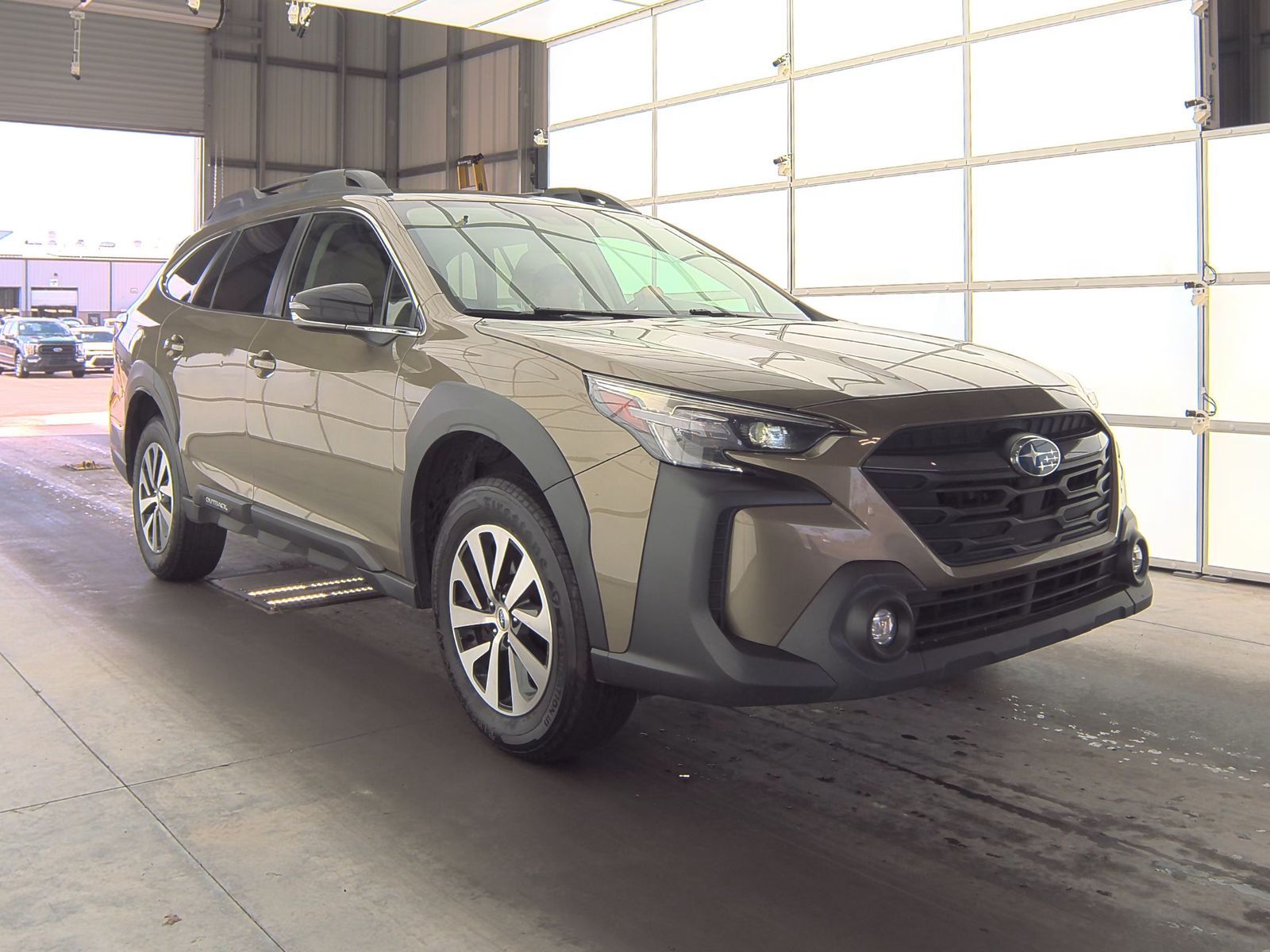 2023 Subaru Outback Premium AWD