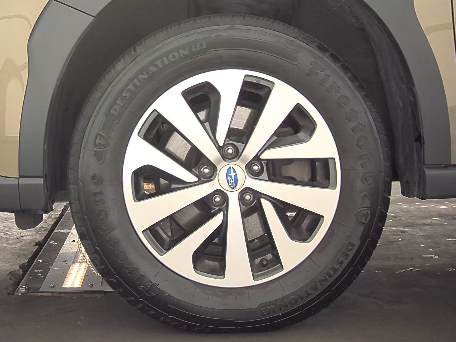 2023 Subaru Outback Premium AWD