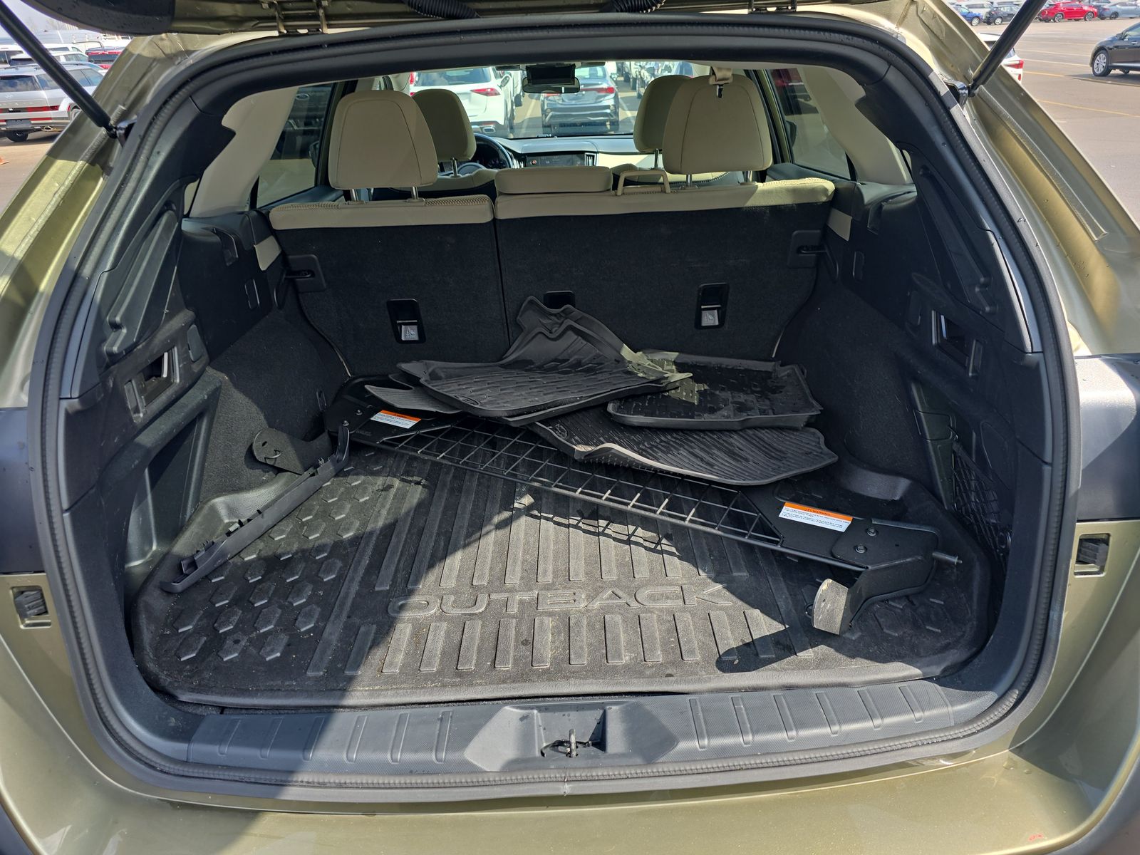 2023 Subaru Outback Premium AWD