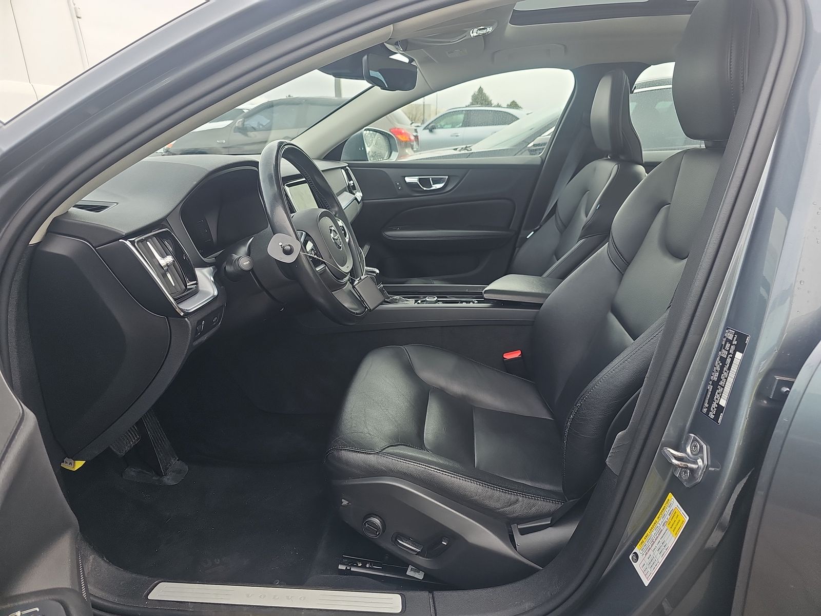 2019 Volvo S60 T6 Momentum AWD