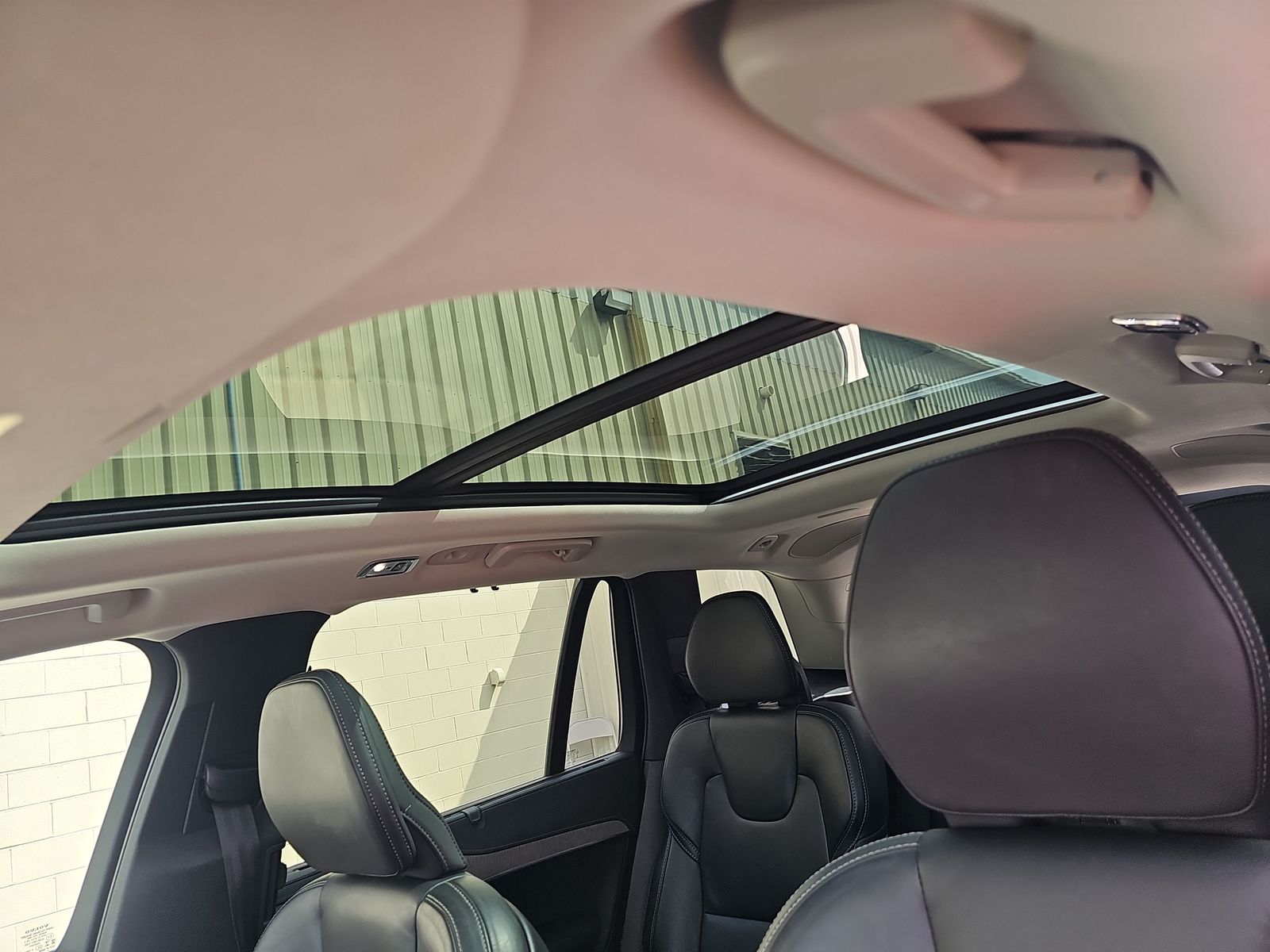 2022 Volvo XC90 T6 Inscription AWD