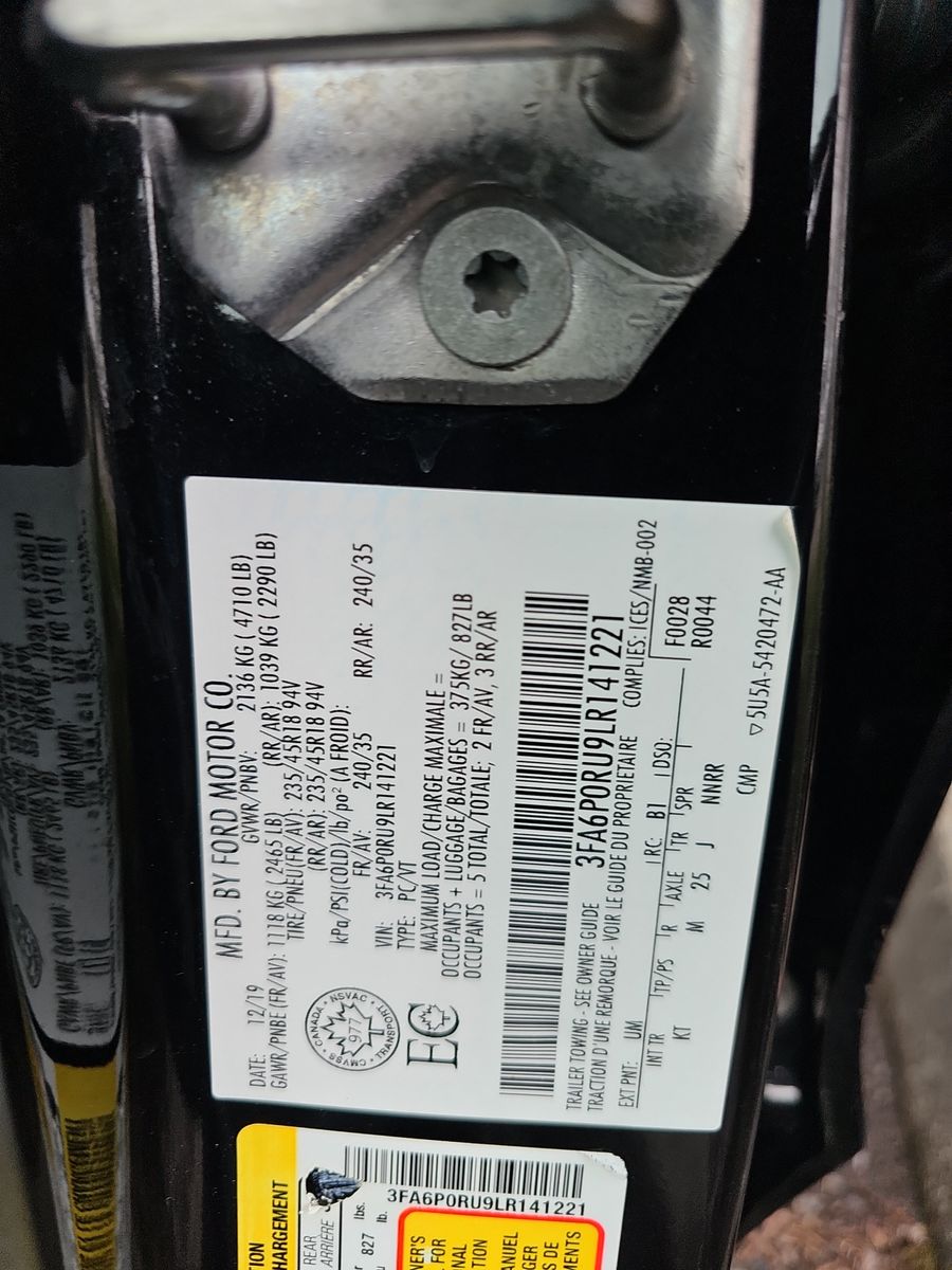 2020 Ford Fusion Hybrid Titanium FWD