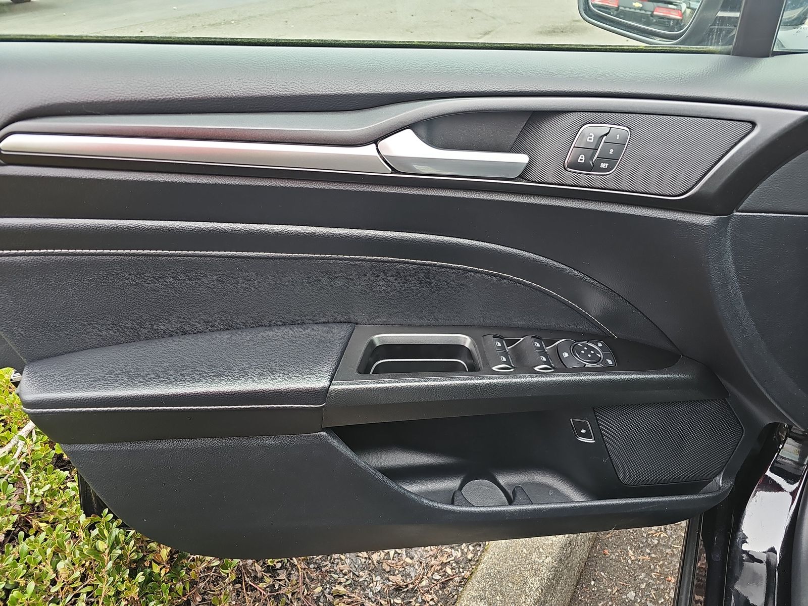 2020 Ford Fusion Hybrid Titanium FWD