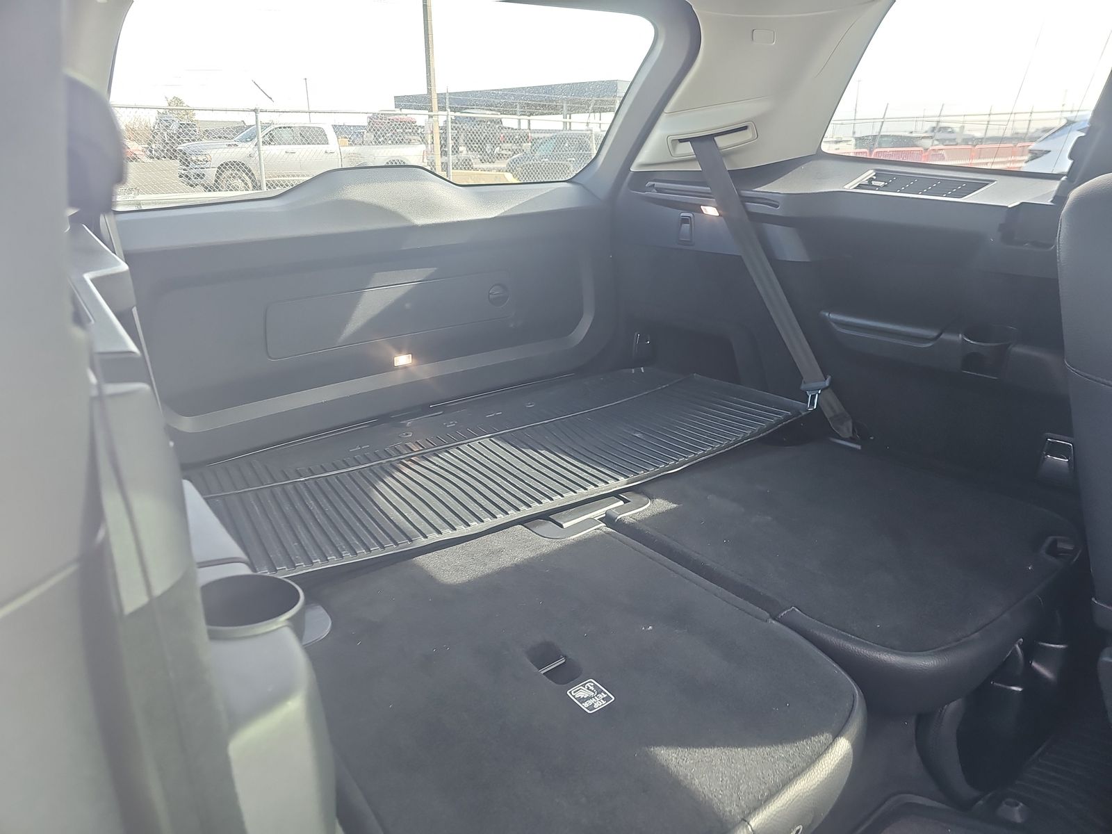 2022 Volvo XC90 T6 Momentum AWD