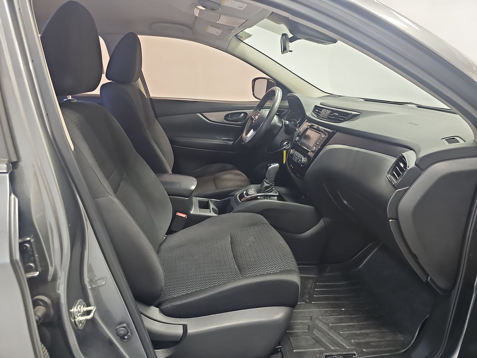 2020 Nissan Rogue Sport S FWD