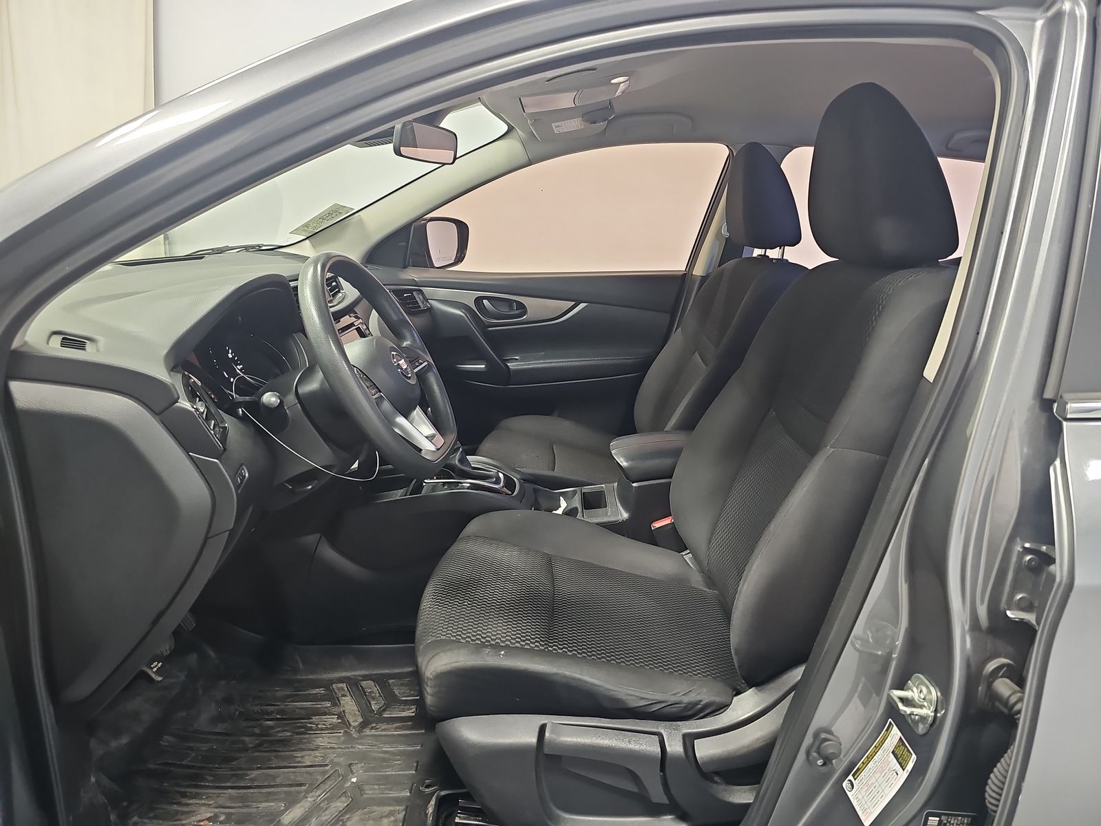 2020 Nissan Rogue Sport S FWD