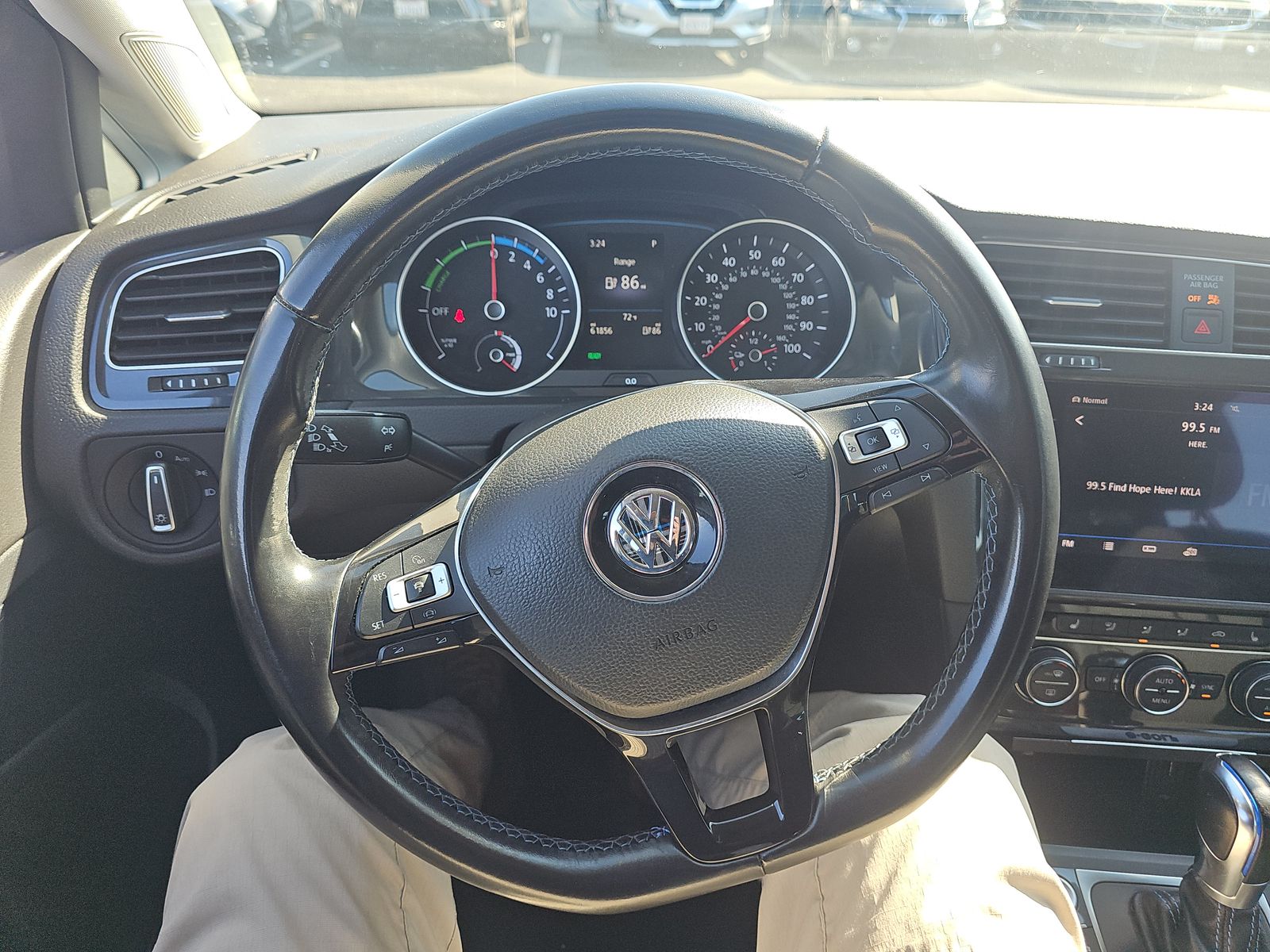 2019 Volkswagen Golf Electric SE FWD