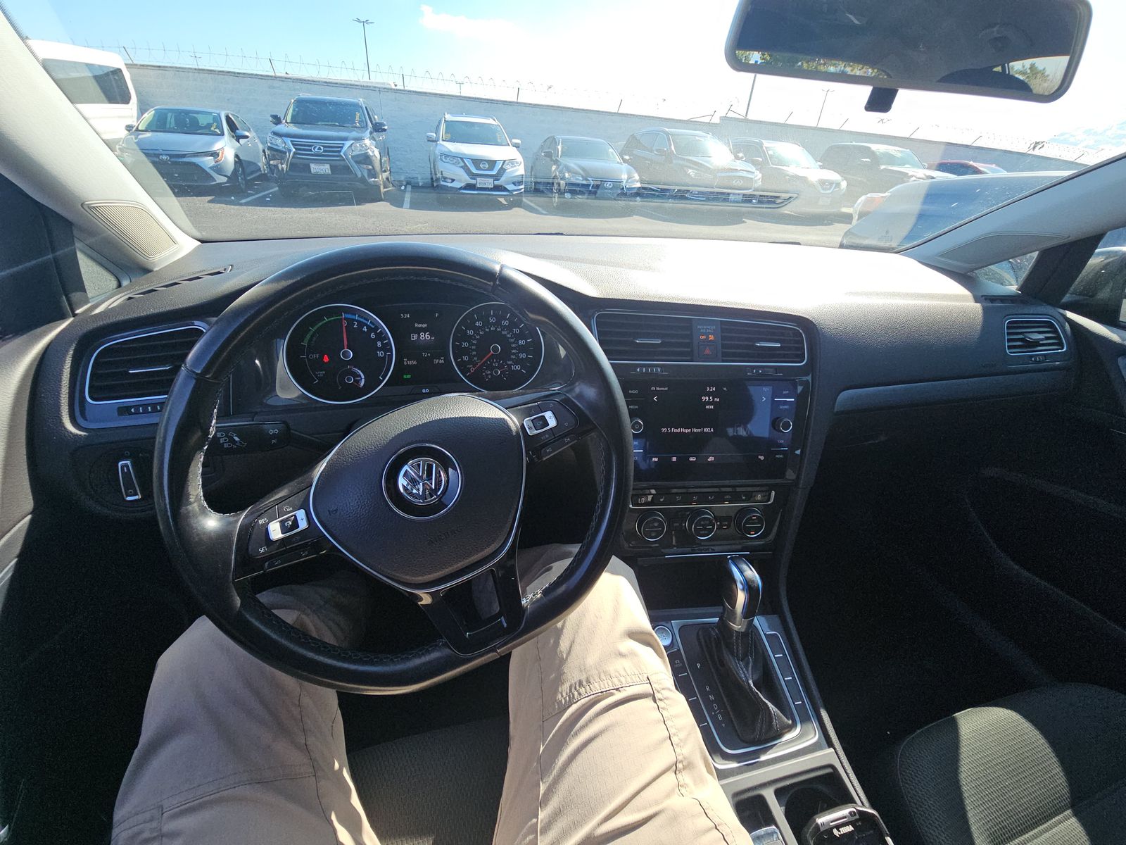 2019 Volkswagen Golf Electric SE FWD