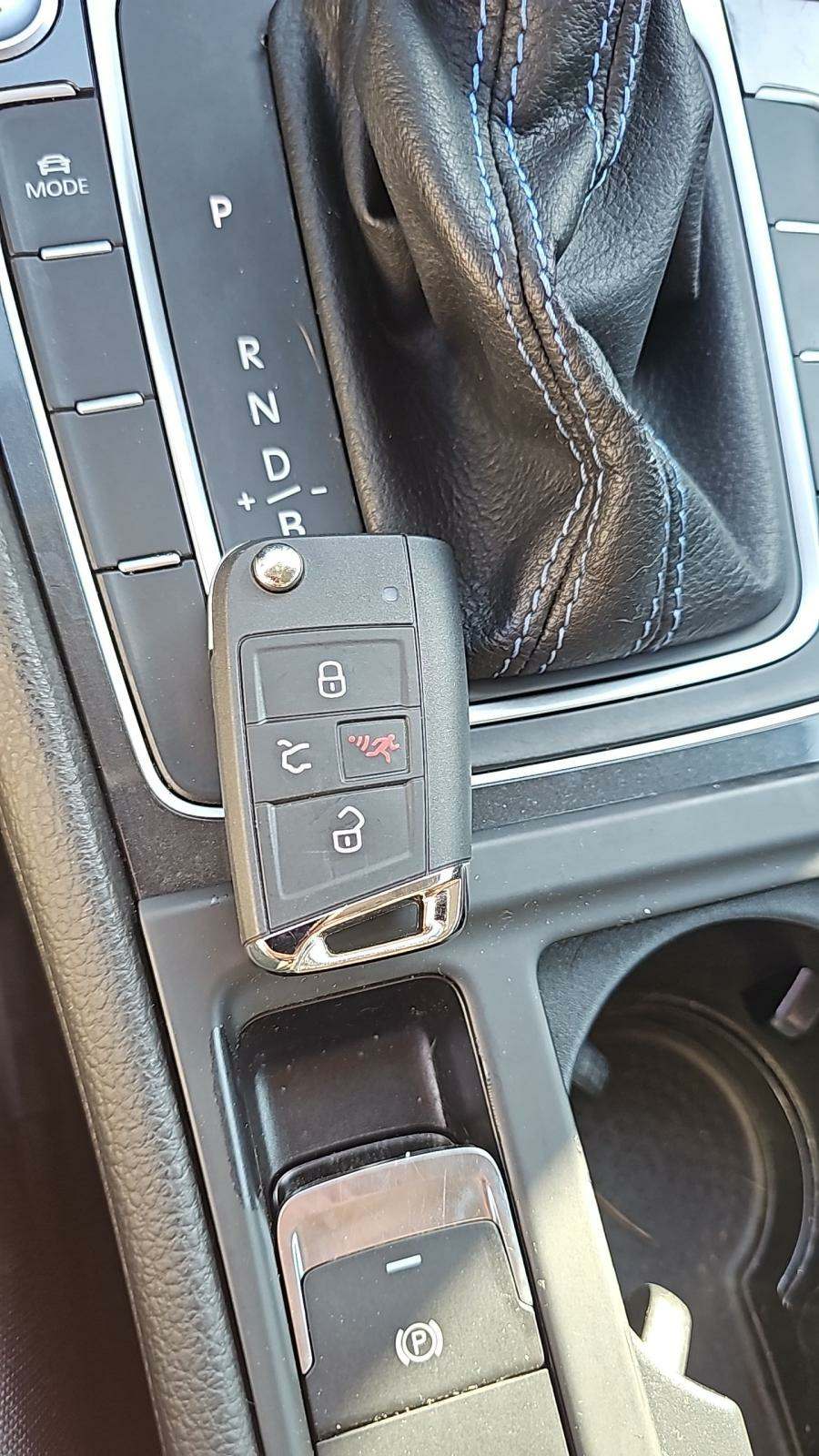 2019 Volkswagen Golf Electric SE FWD