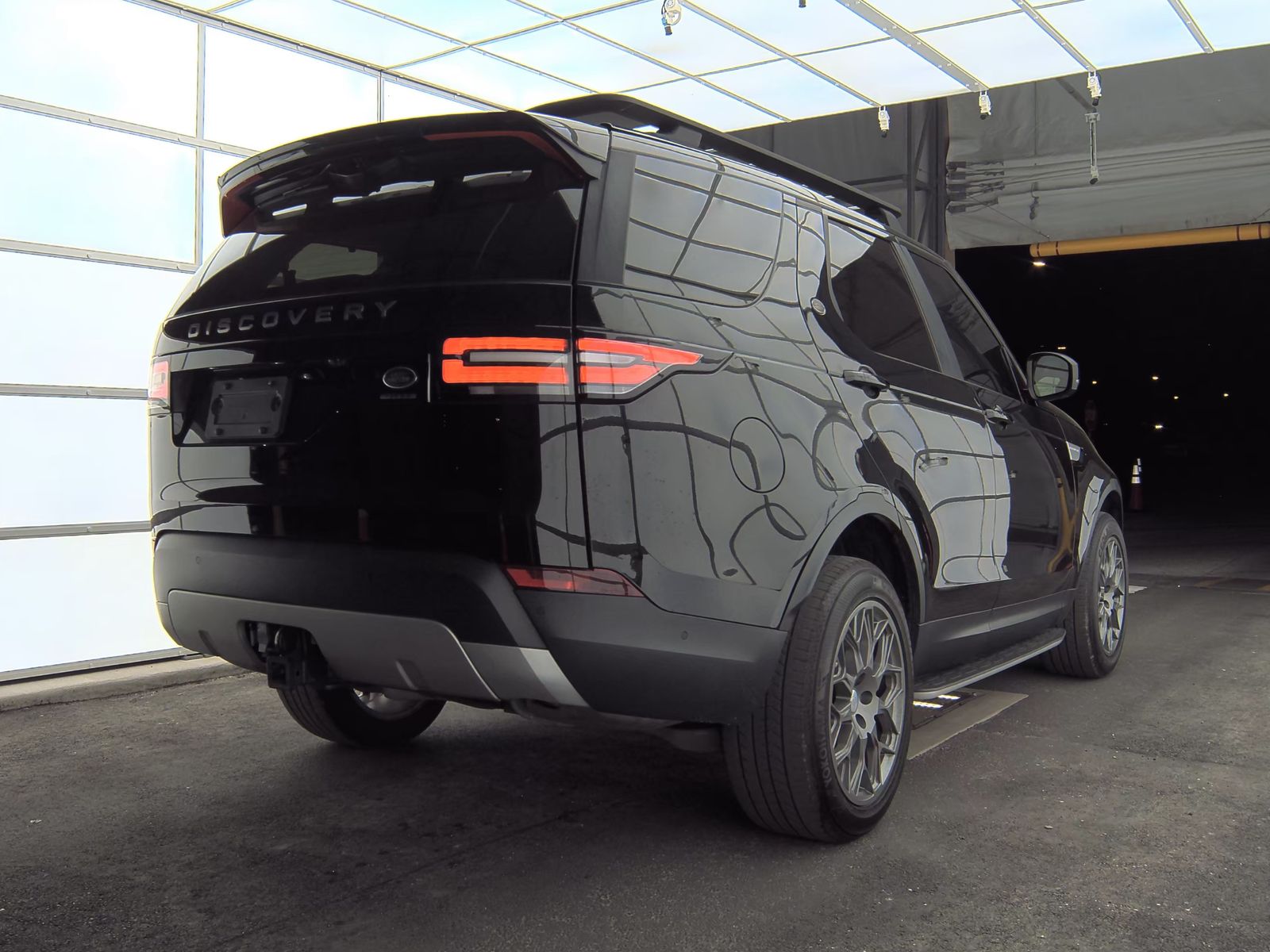 2020 Land Rover Discovery HSE AWD