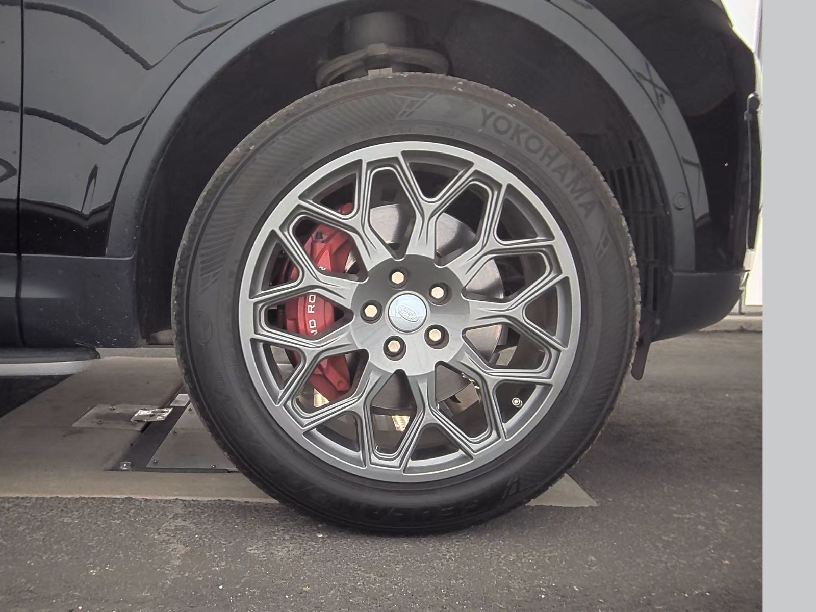 2020 Land Rover Discovery HSE AWD