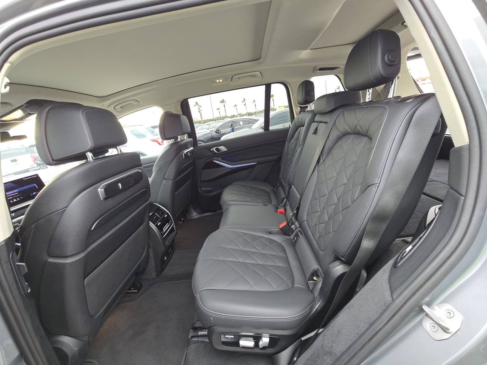 2024 BMW X7 xDrive40i AWD