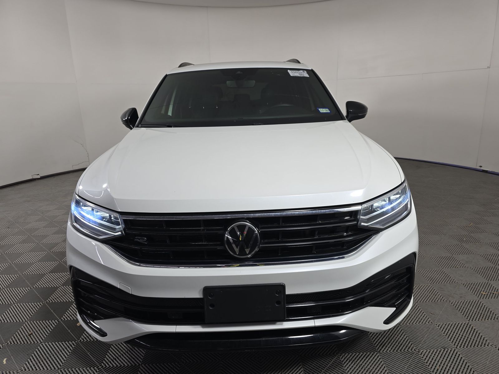 2024 Volkswagen Tiguan 2.0T SE R-Line Black FWD