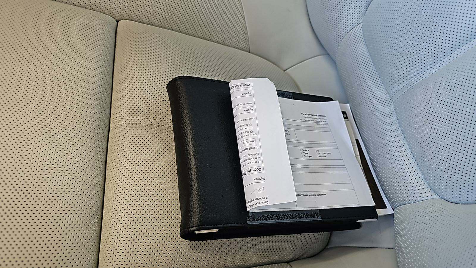 2021 Porsche Macan Turbo AWD