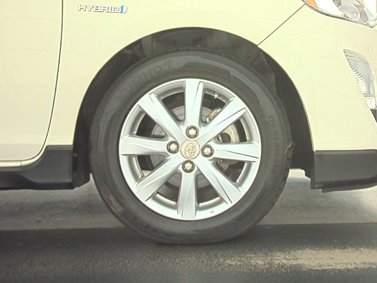 2017 Toyota Prius c Two FWD