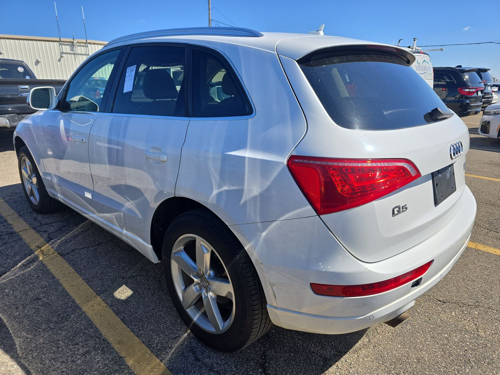 2010 Audi Q5 3.2 Premium Plus AWD