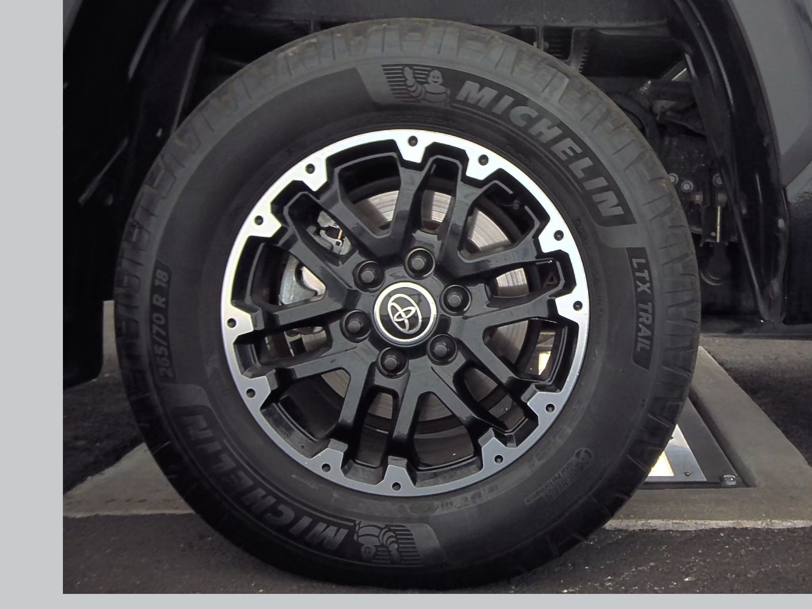 2022 Toyota Tundra SR5 RWD
