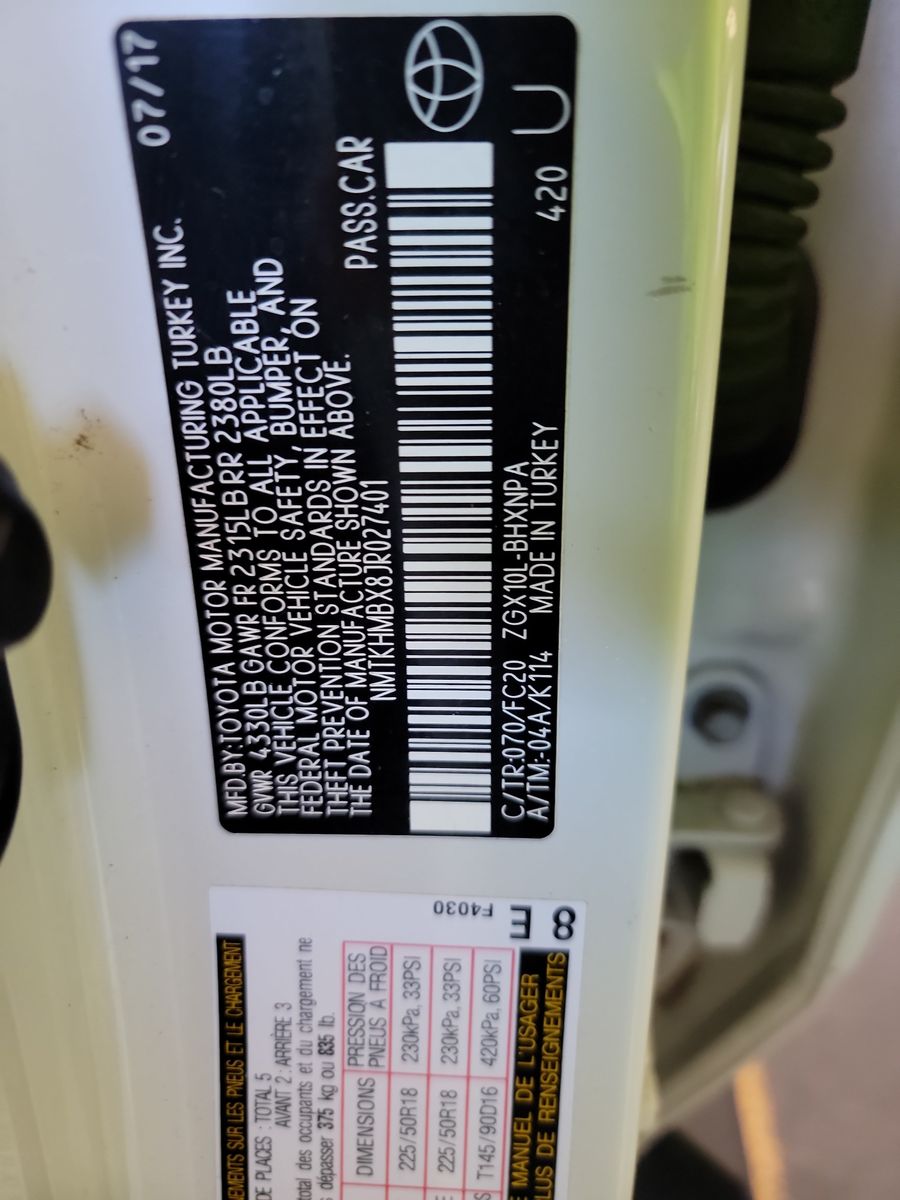 2018 Toyota C-HR XLE Premium FWD