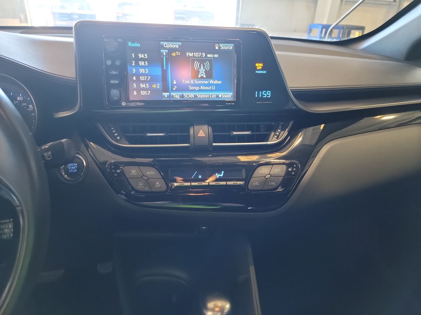 2018 Toyota C-HR XLE Premium FWD