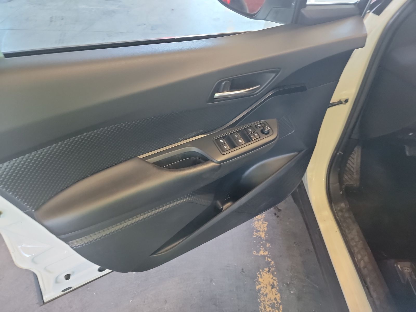 2018 Toyota C-HR XLE Premium FWD