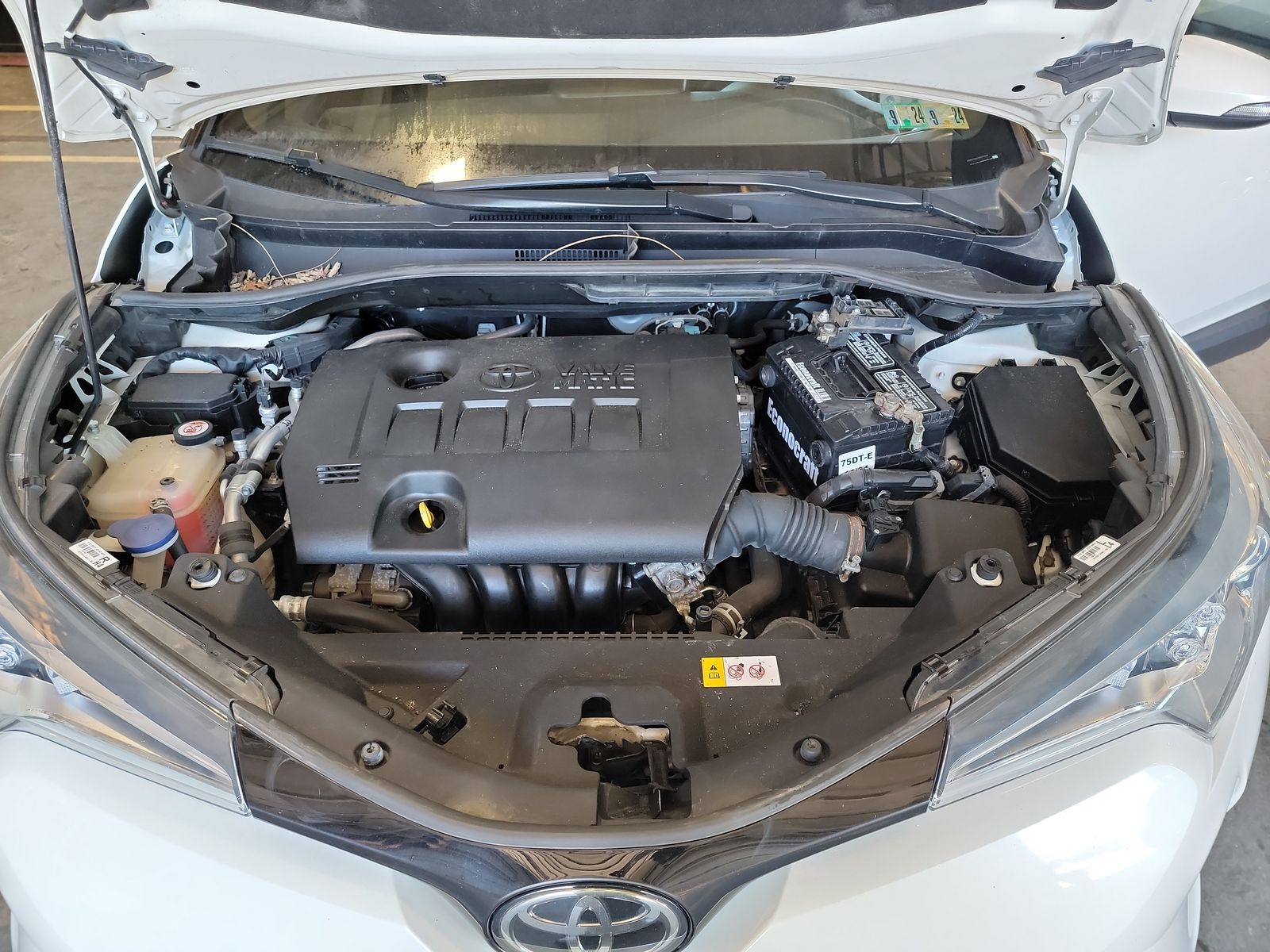 2018 Toyota C-HR XLE Premium FWD