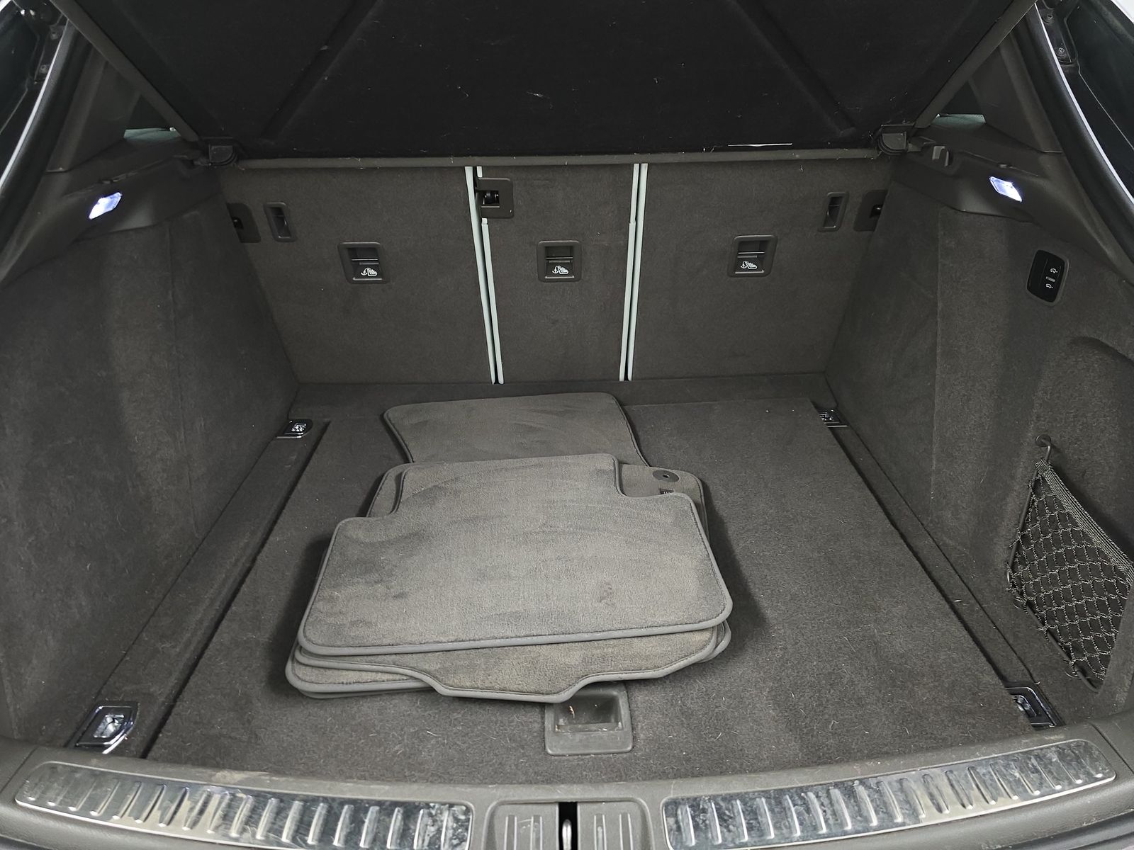 2021 Porsche Macan Turbo AWD