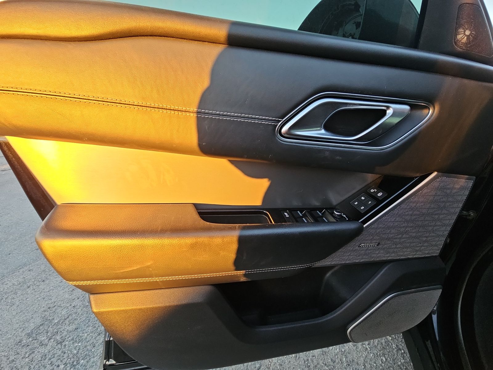 2018 Land Rover Range Rover Velar R-Dynamic SE AWD