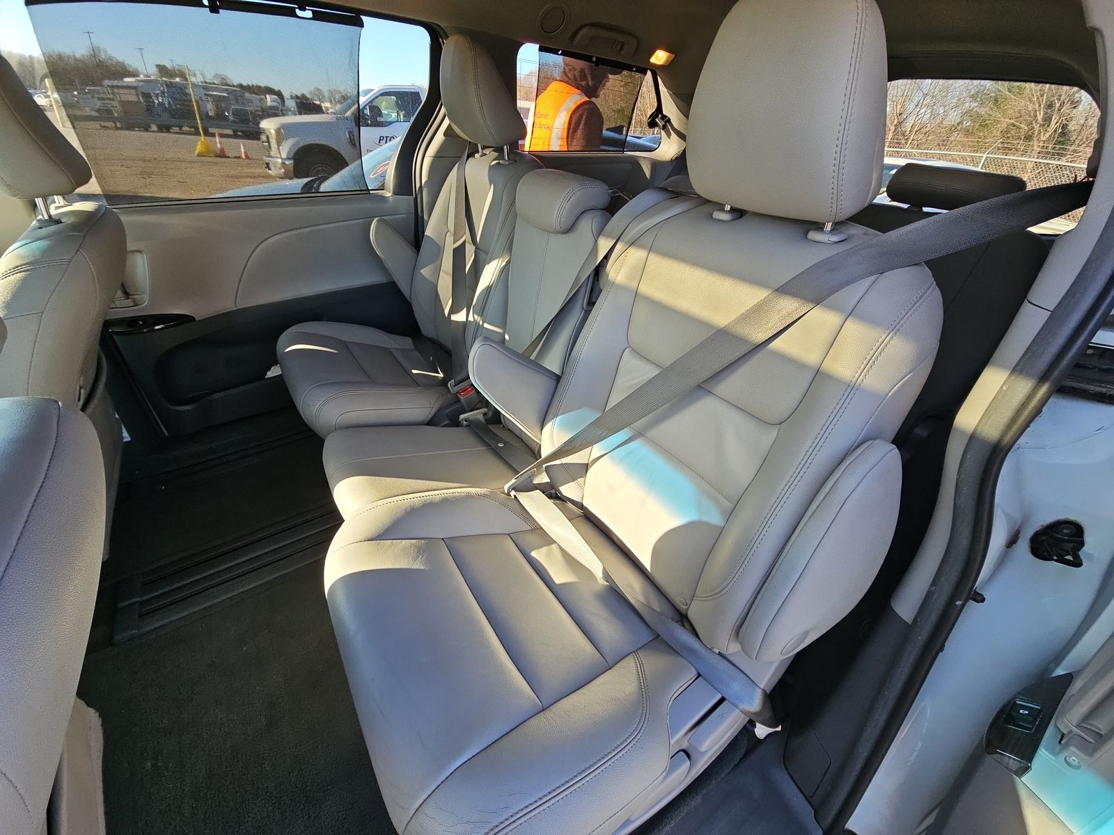 2017 Toyota Sienna XLE FWD