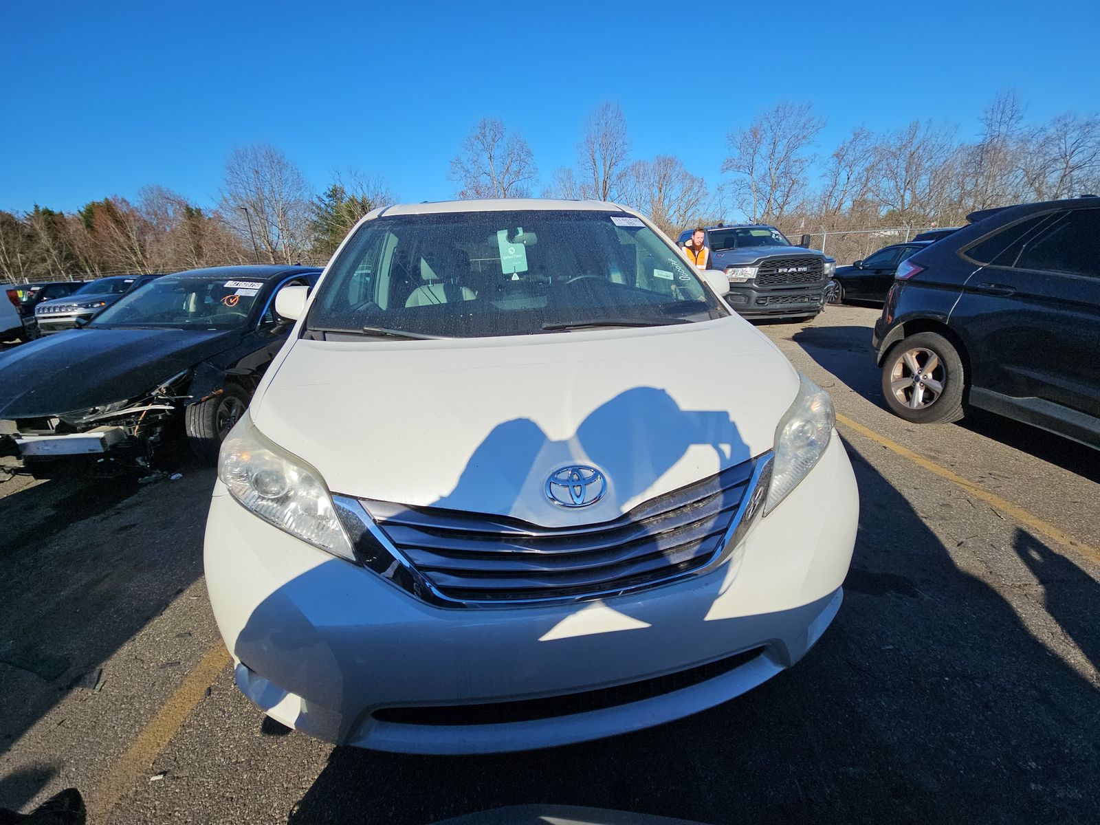 2017 Toyota Sienna XLE FWD
