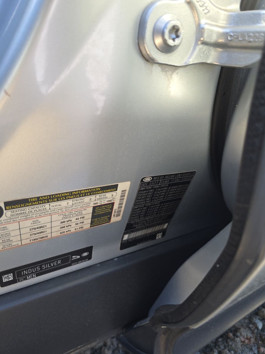 2017 Land Rover Discovery HSE AWD