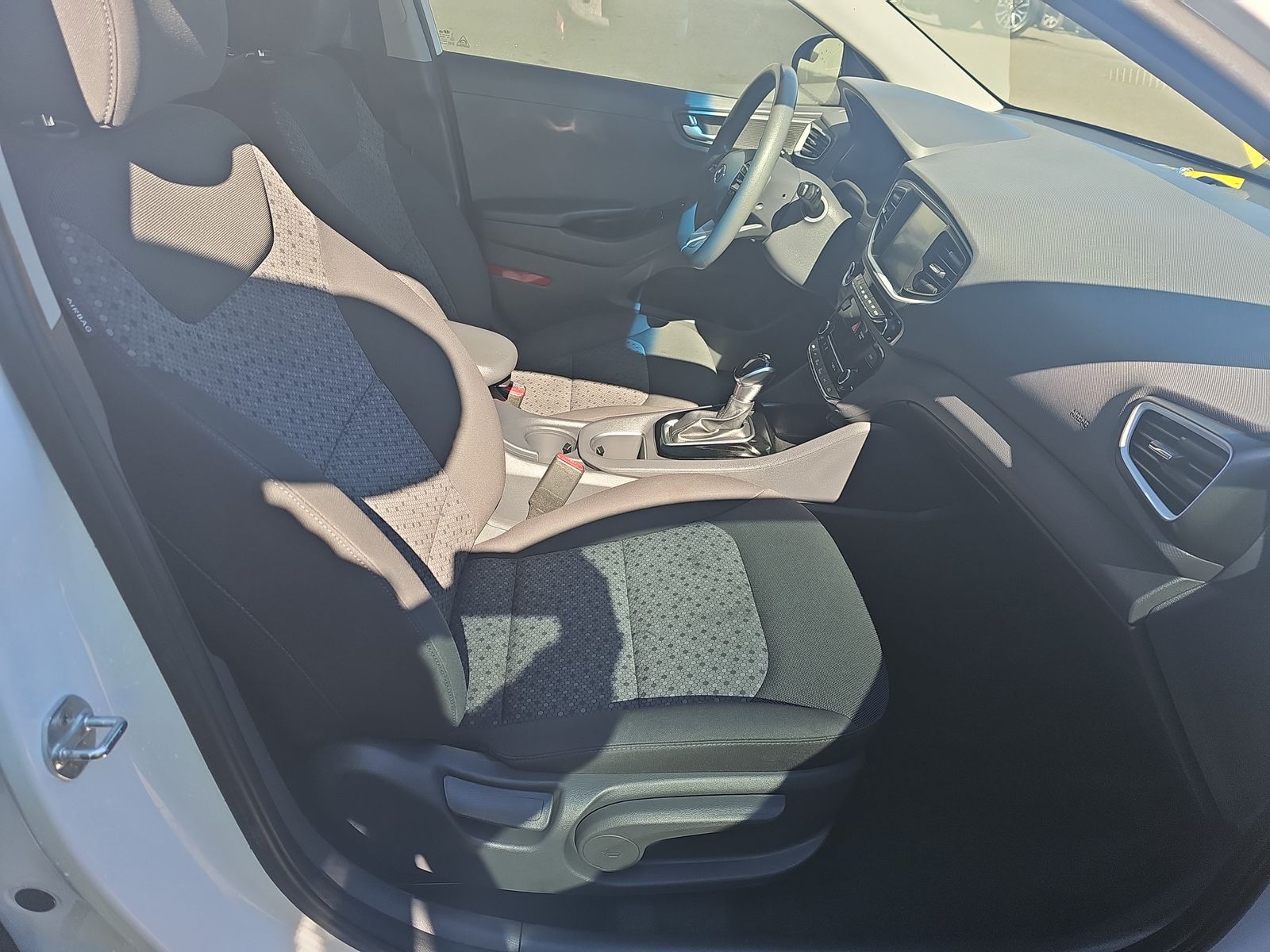 2019 Hyundai Ioniq Hybrid Blue FWD