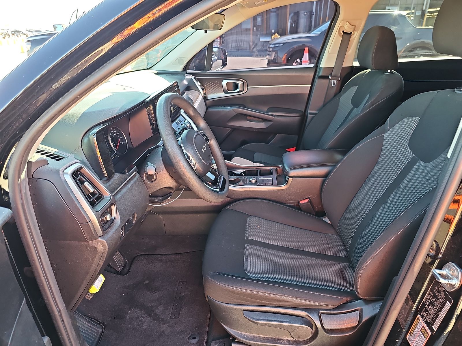 2023 Kia Sorento LX FWD