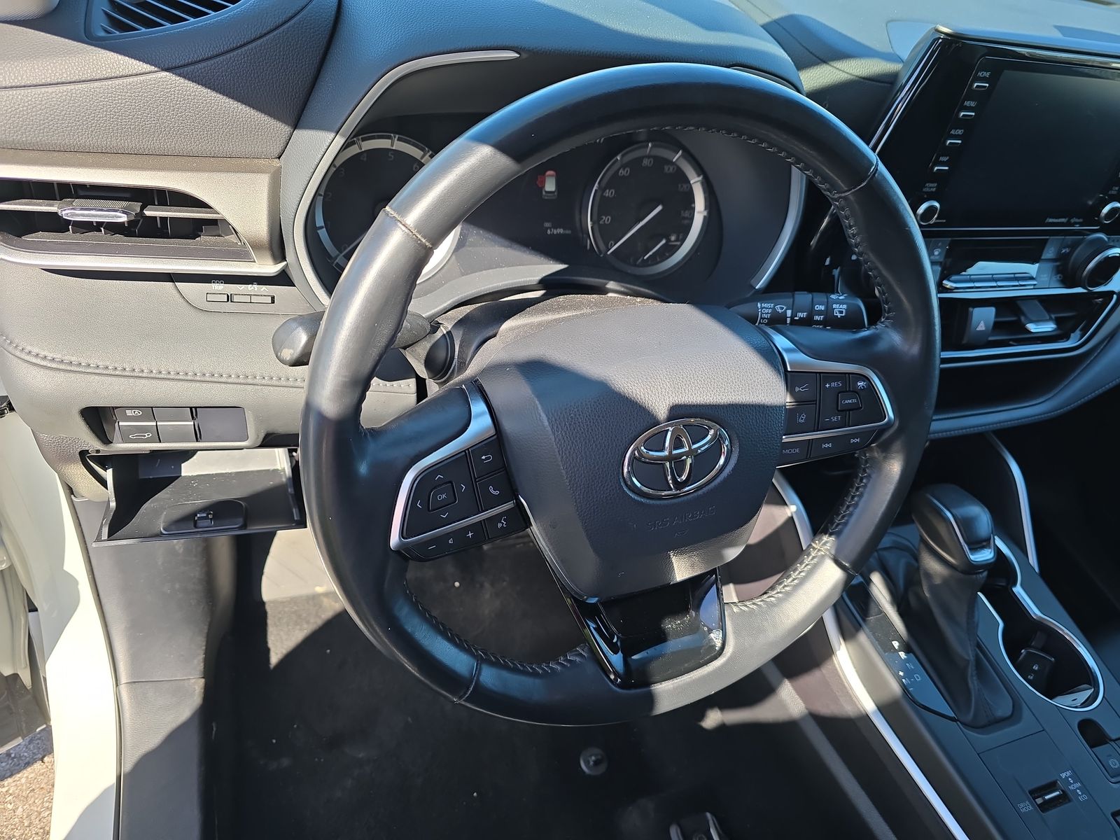 2021 Toyota Highlander XLE FWD