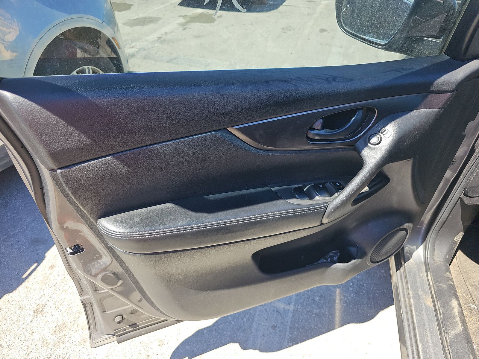 2017 Nissan Rogue Sport S FWD