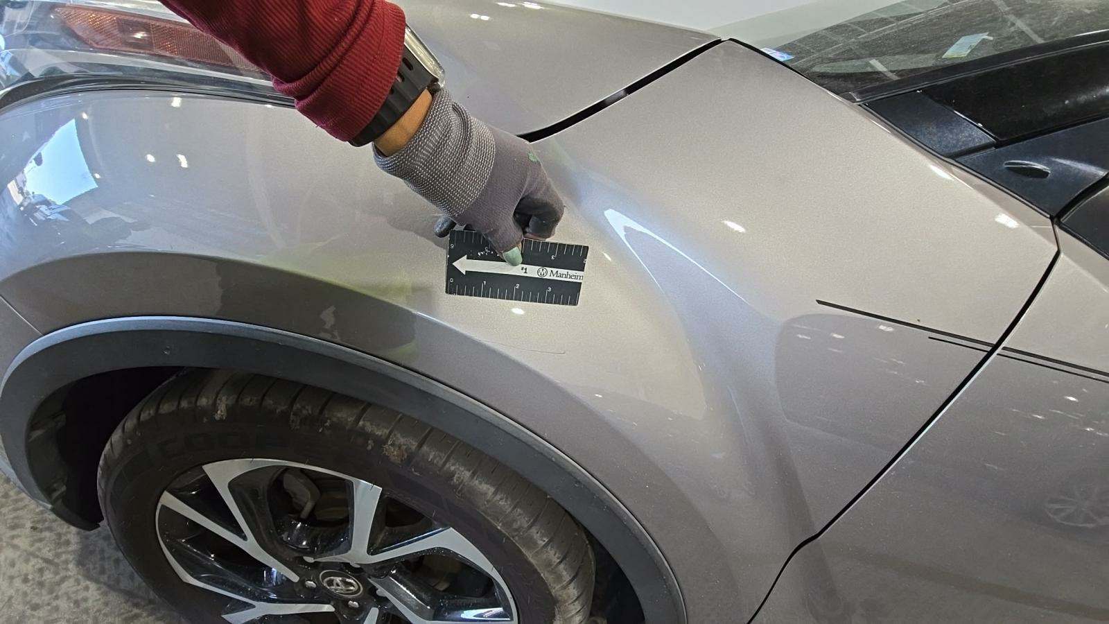 2019 Toyota C-HR XLE FWD