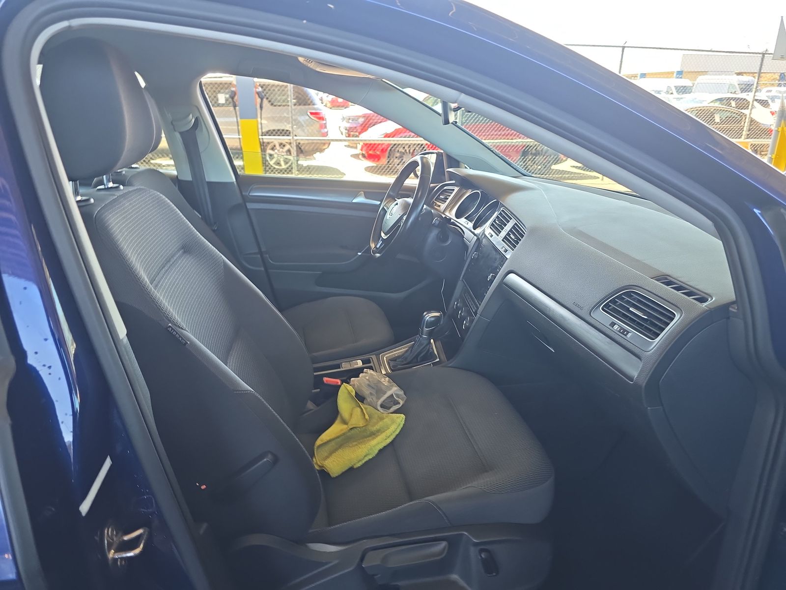 2019 Volkswagen Golf Electric SE FWD